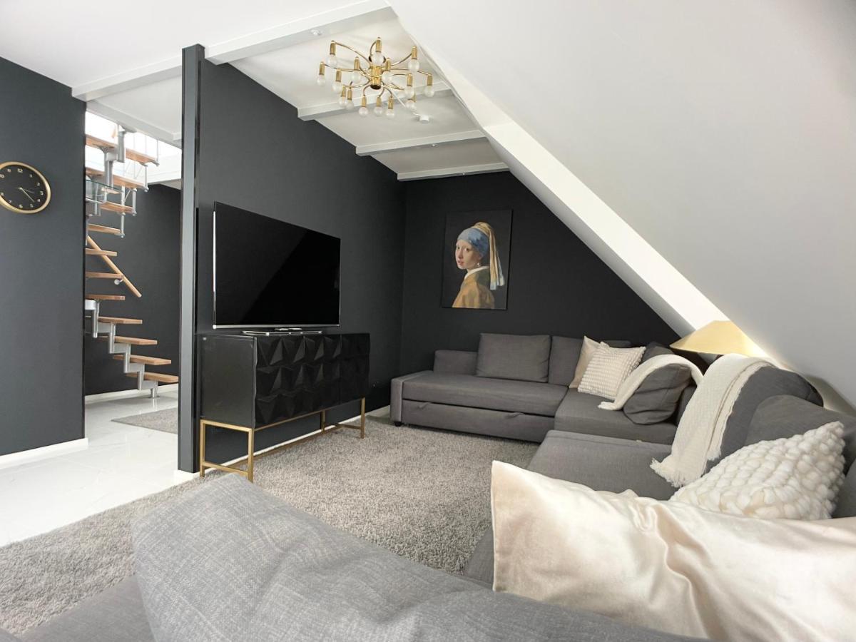 M-Style 04 Apartment Mit Balkon Und Gasgrill, 24H Self-Check-In, Free Parking, Netflix Nuremberg ภายนอก รูปภาพ
