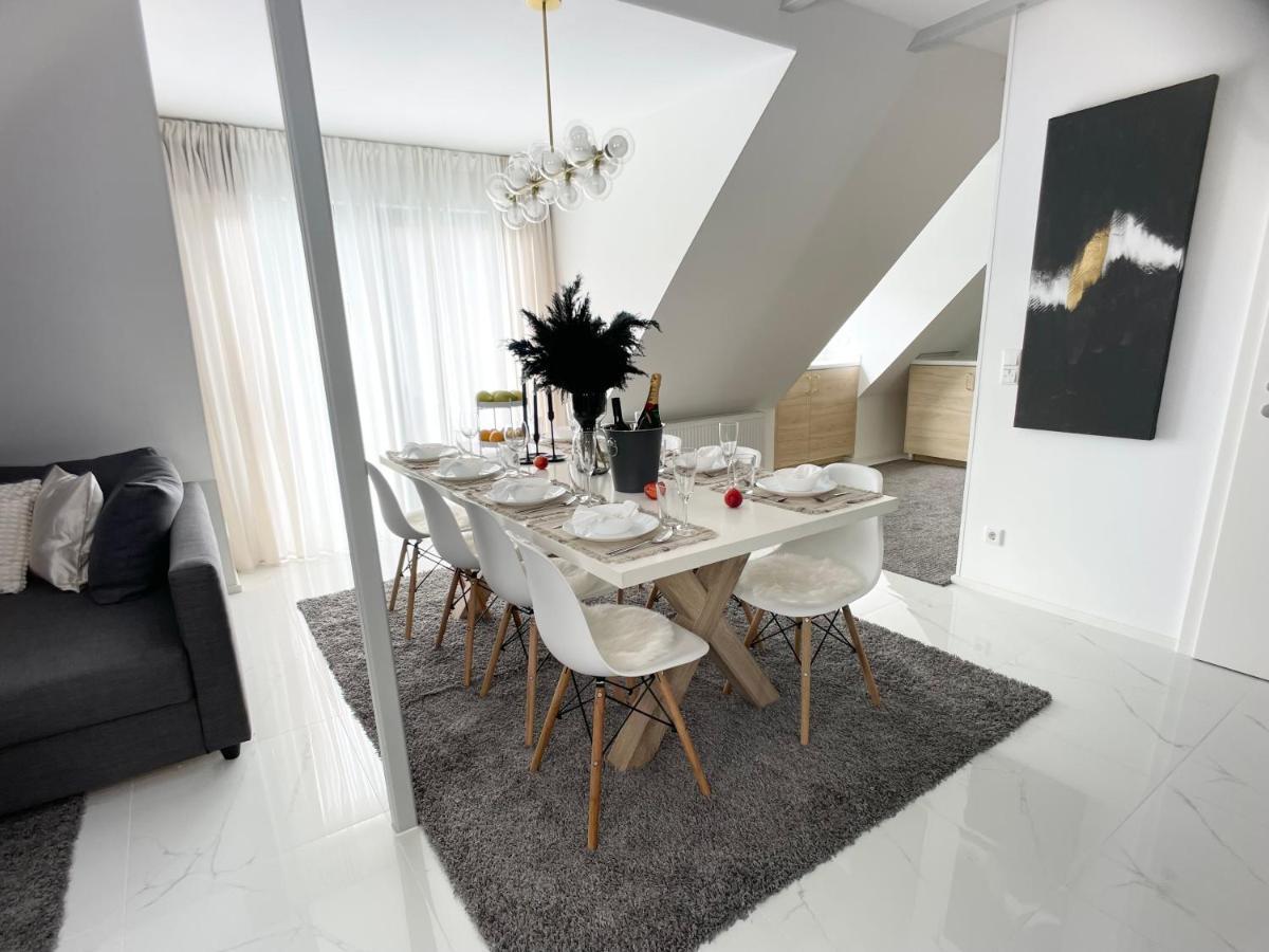 M-Style 04 Apartment Mit Balkon Und Gasgrill, 24H Self-Check-In, Free Parking, Netflix Nuremberg ภายนอก รูปภาพ